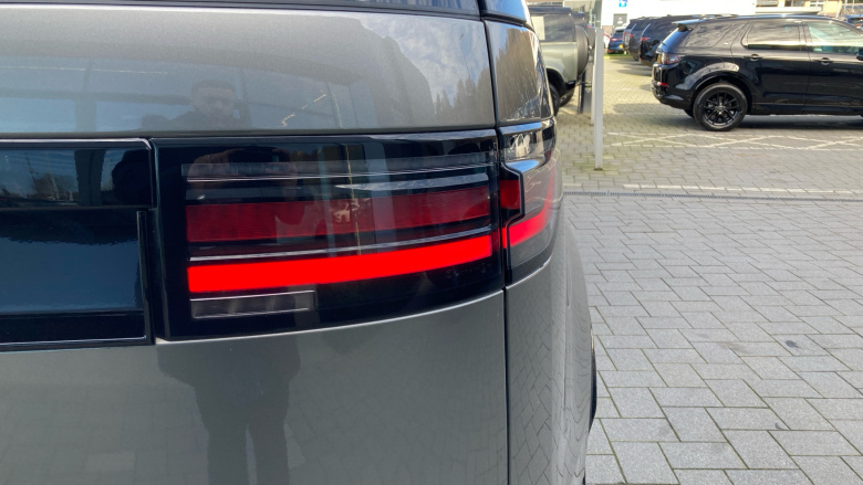 Land Rover Discovery 3.0 D350 Dynamic HSE 5dr Auto Diesel Station Wagon